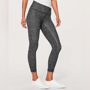 Lululemon Align Pant II (25")
Luminesce Splatter Ice Grey Black size 10